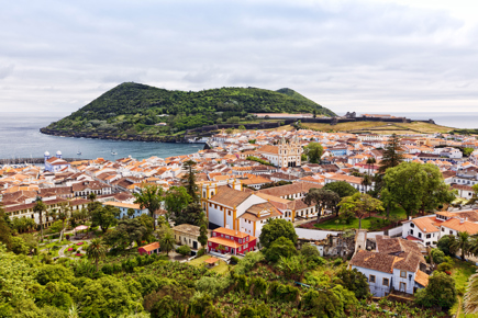 essencias-da-ilha-terceira-4-dias-praia-da-vitoria_0.jpg